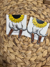 Load image into Gallery viewer, Glow in the dark floral bulls
