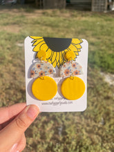 Load image into Gallery viewer, Sunflower Dangles
