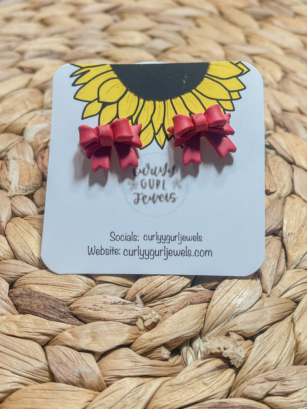 Bow studs