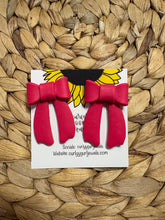 Load image into Gallery viewer, Big Bow Studs
