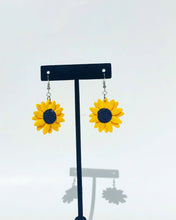 Load image into Gallery viewer, Sunflower stud/dangle
