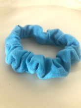 Load image into Gallery viewer, Solid Color scrunchies
