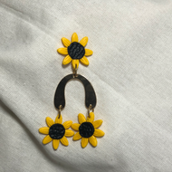 Sunflower arch dangles